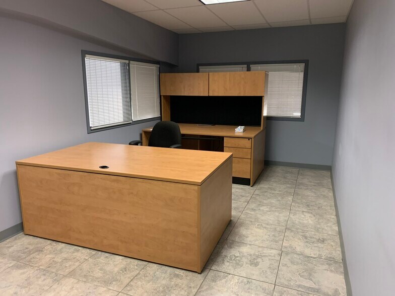 More Photos Of 5 Hyland Dr, Blenheim Manufacturing For Lease