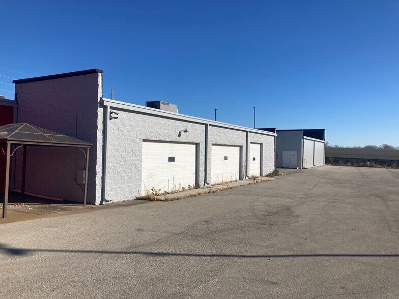 More Photos Of 9445 Haver Way, Indianapolis Freestanding For Sale