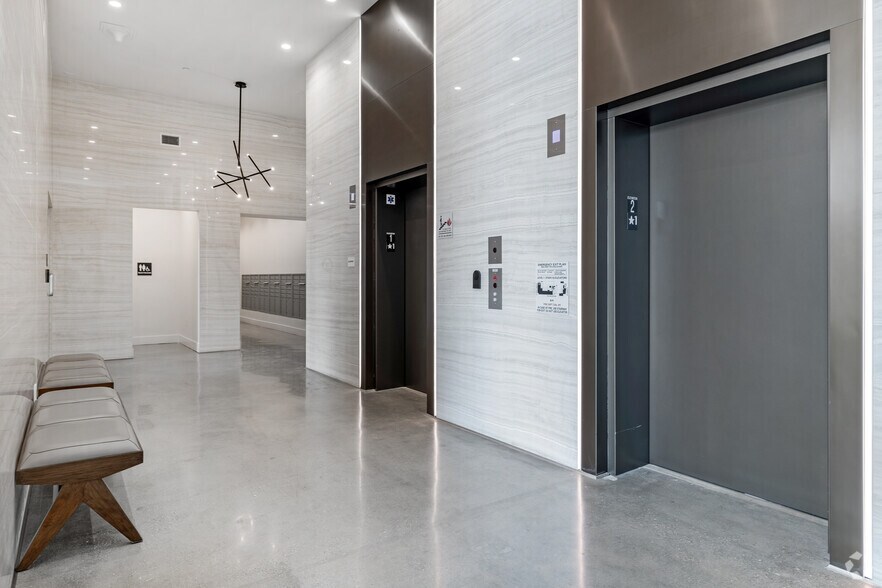 More Photos Of 5935 W Pico Blvd, Los Angeles Apartments For Lease