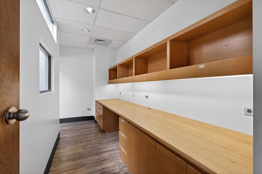 More Photos Of 12860 W Cedar Dr, Lakewood Light Manufacturing For Lease