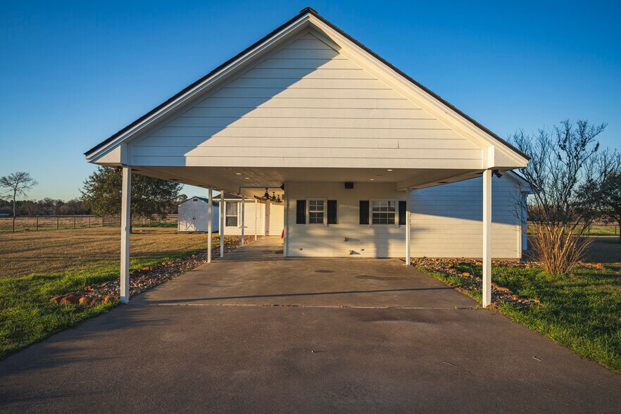 More Photos Of 573 FM 980 Rd, Huntsville Land For Sale