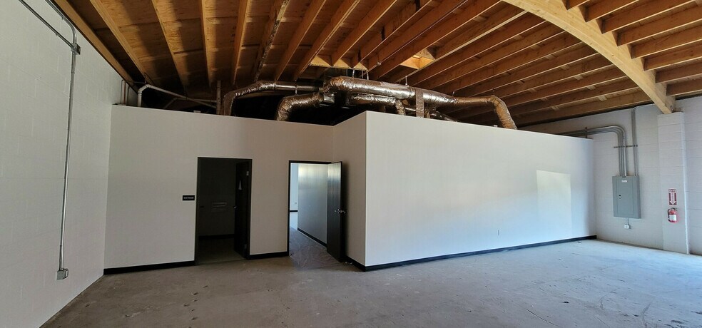 More Photos Of 1773 W Lincoln Ave, Anaheim Manufacturing For Sale