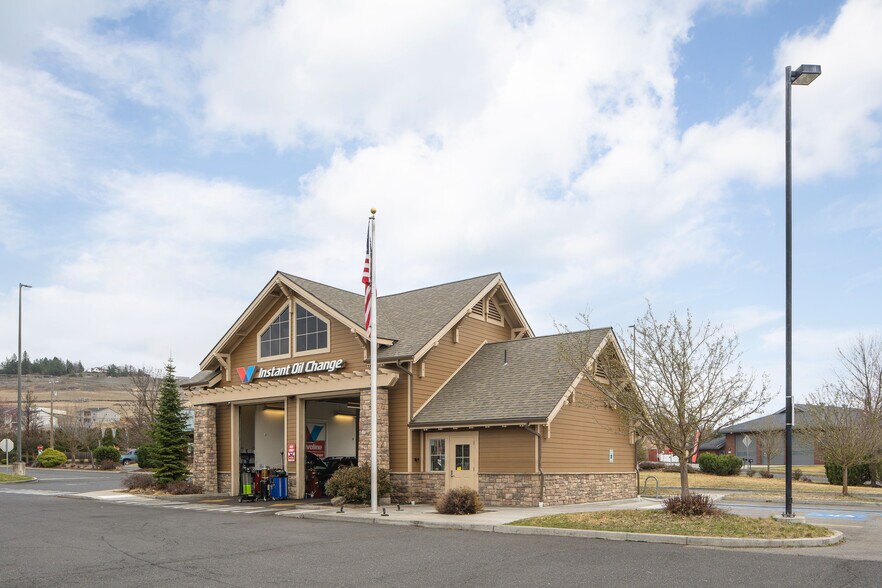 More Photos Of 8801 N Indian Trail Rd, Spokane Unknown For Lease