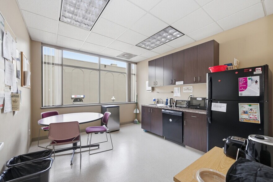 More Photos Of 198 Commercial St SE, Salem Office For Sale