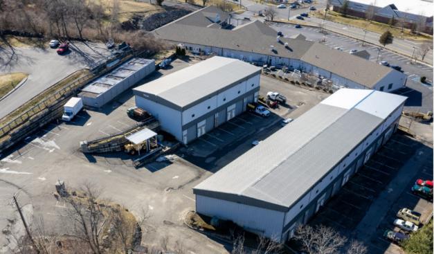 More Photos Of 9 Dunham Dr, New Fairfield Warehouse For Lease