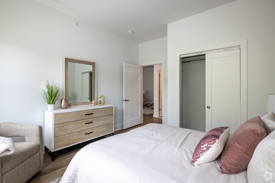 More Photos Of 397 Millburn Ave, Millburn Apartments For Lease