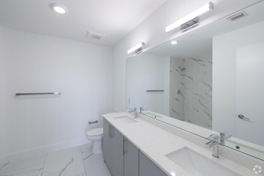 More Photos Of 1 Curtiss Pky, Miami Springs Apartments For Sale