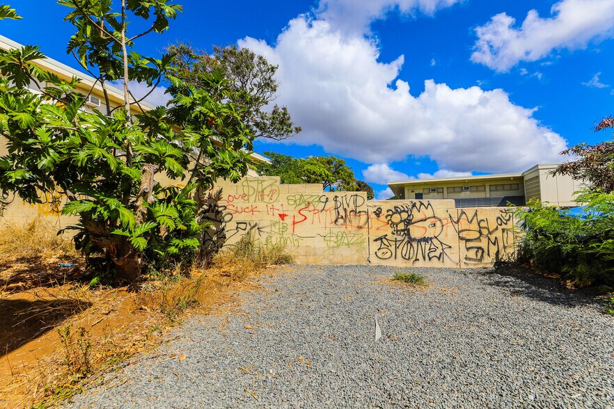 More Photos Of 94-246 Aniani Pl, Waipahu Apartments For Sale