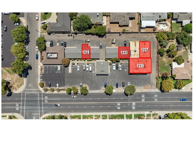 More Photos Of 1215-1239 Rose Ave, Selma Medical For Lease