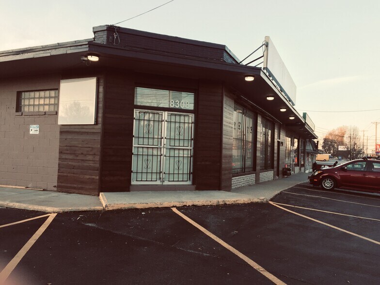 More Photos Of 8306 Wornall Rd, Kansas City Storefront For Lease
