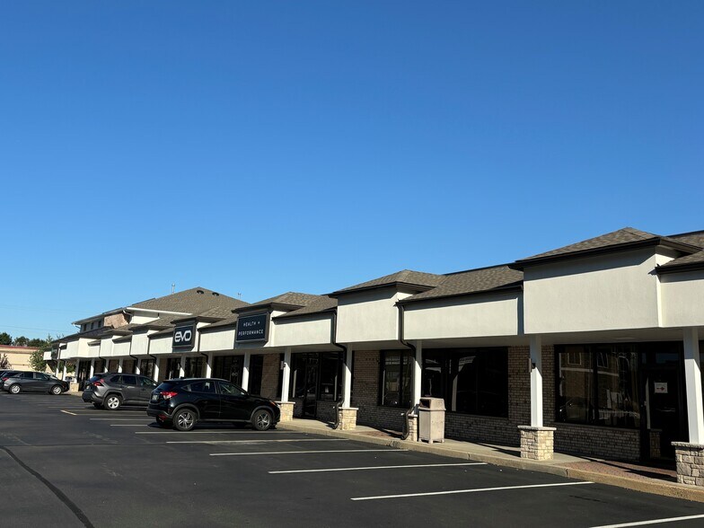 More Photos Of 3443 US Highway 9, Freehold Unknown For Lease