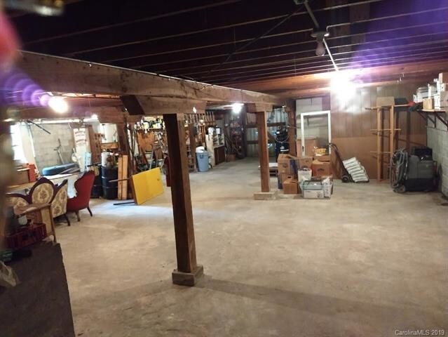 More Photos Of 214 E Trade St, Dallas Freestanding For Sale