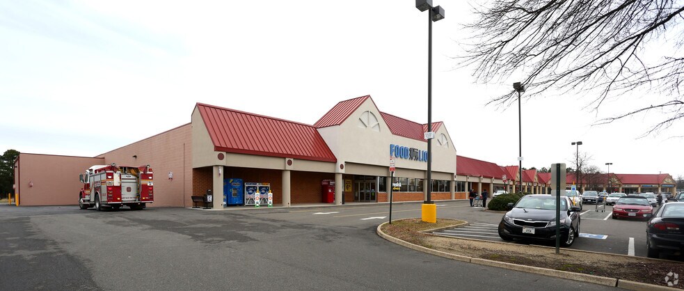 More Photos Of 2901-2949 Williamsburg Rd, Richmond Supermarket For Lease
