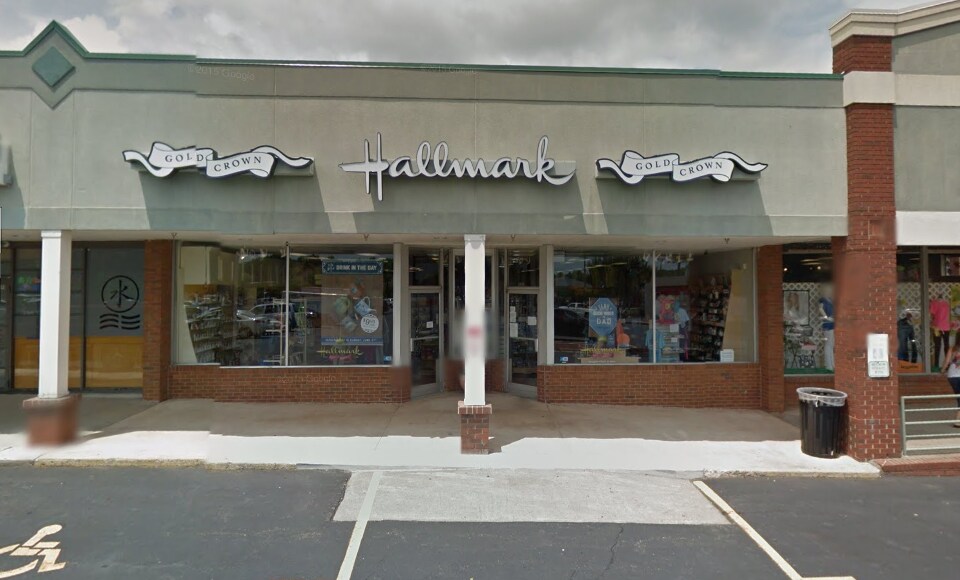 More Photos Of 3320-3382 Robinhood Rd, Winston-Salem Storefront For Lease