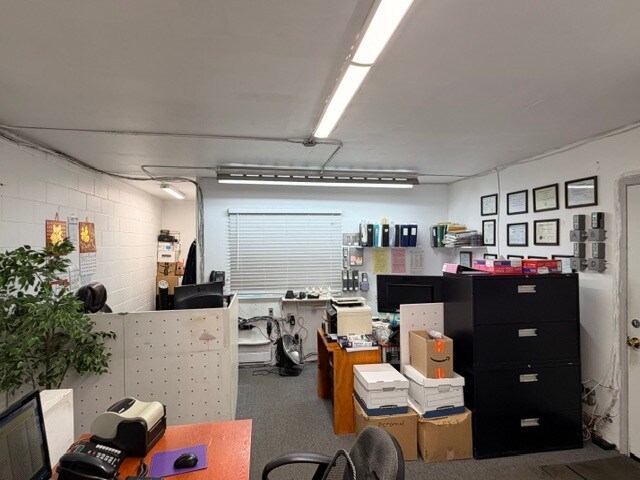 More Photos Of 8851 Beckwith Rd, Richmond Light Manufacturing For Sale