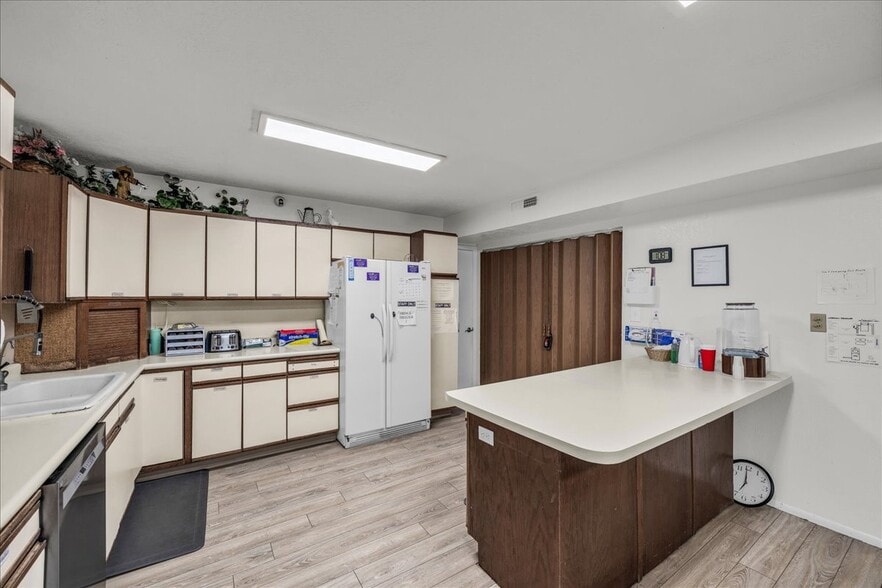 More Photos Of 48 W 700 S, St George Assisted Living For Sale