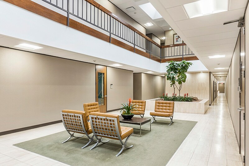 More Photos Of 4300 MacArthur Ave, Dallas Office For Lease