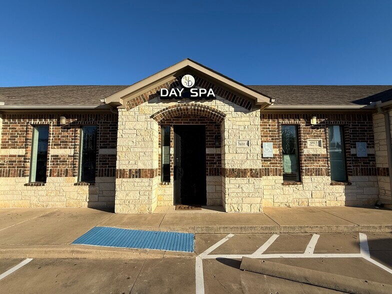 More Photos Of 4815 State Highway 121, The Colony Medical For Lease