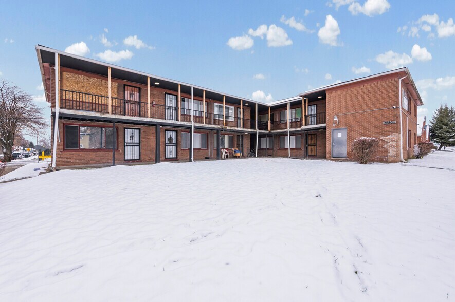 Primary Photo Of 14801 Joy Rd, Detroit Apartments For Sale