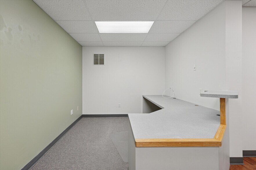 More Photos Of 101 Progress Dr, Doylestown Medical For Lease