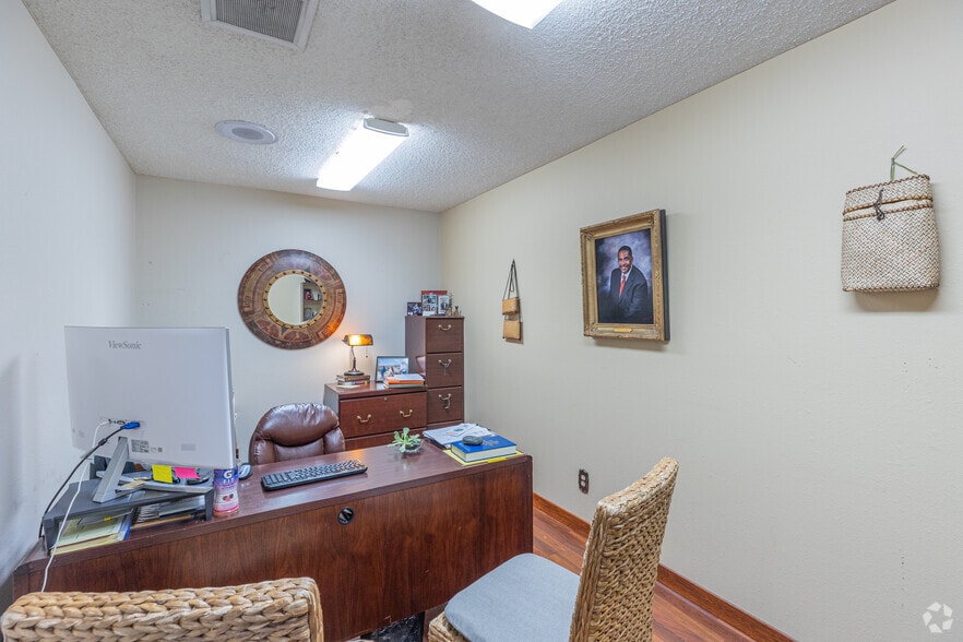 More Photos Of 5050 Federal Blvd, San Diego Office For Sale