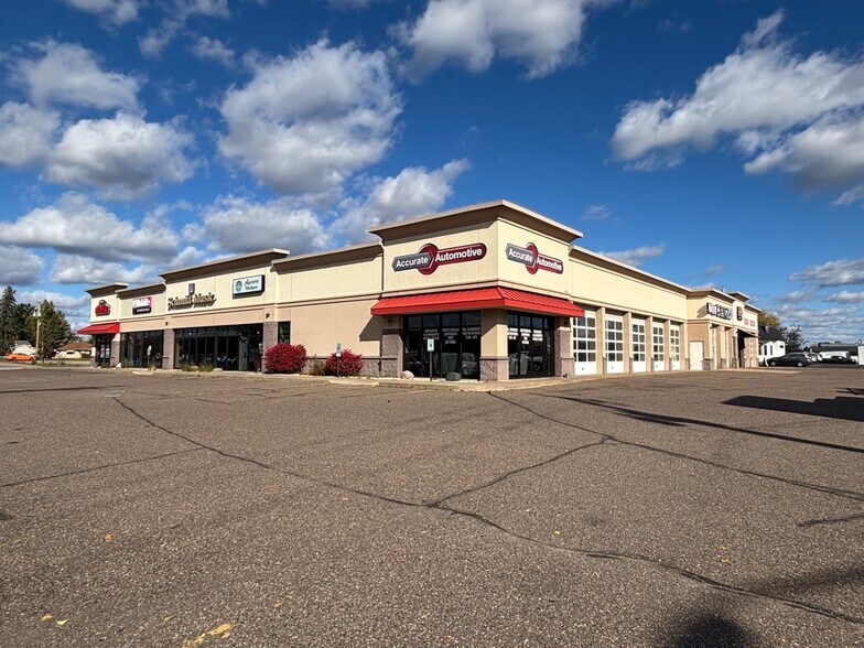 Primary Photo Of 913-925 S Hastings Way, Eau Claire General Retail For Sale