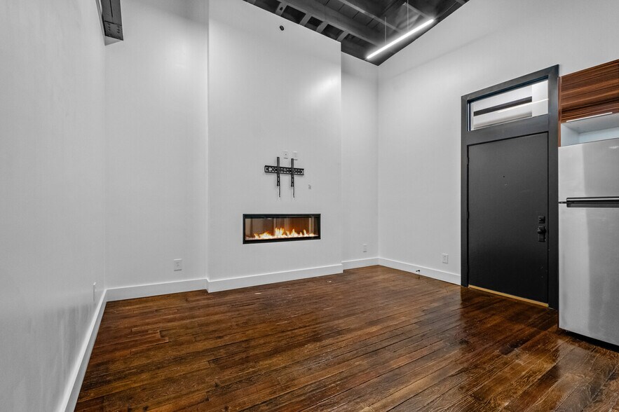 More Photos Of 124 S Joplin Ave, Joplin Warehouse For Sale