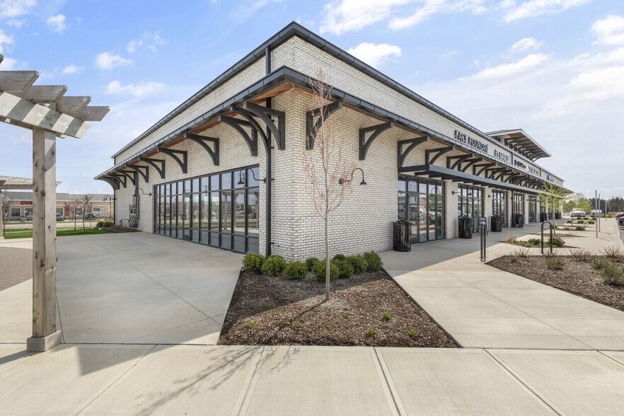 More Photos Of 15966 Spring Mill Rd, Westfield Unknown For Lease