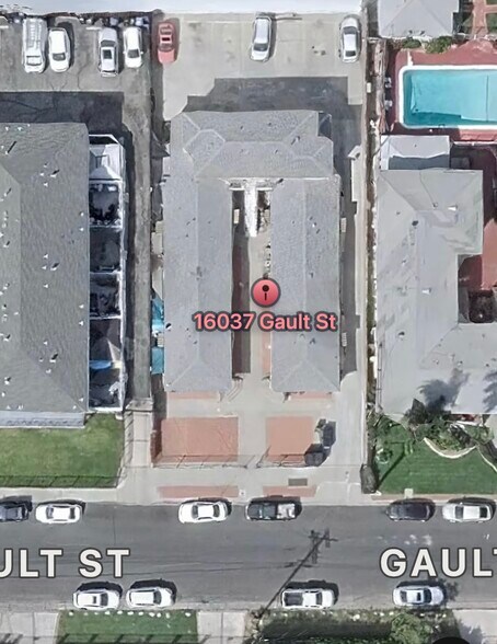 More Photos Of 16037 Gault St, Van Nuys Apartments For Sale