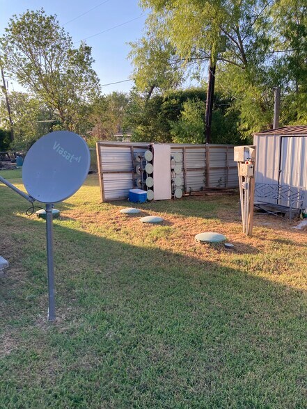 More Photos Of 2213 Ellis Dr, Rosharon Warehouse For Sale
