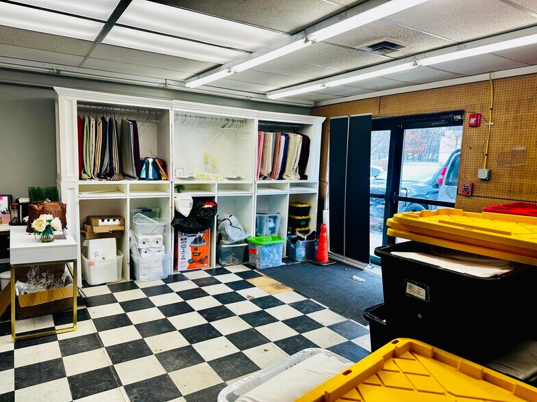 More Photos Of 450 Pearl St, Stoughton Office For Lease