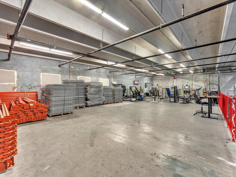 More Photos Of 2244 NW 114th Ave, Miami Warehouse For Sale