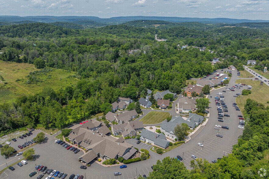 More Photos Of 75 State Route 15, Lafayette Unknown For Lease