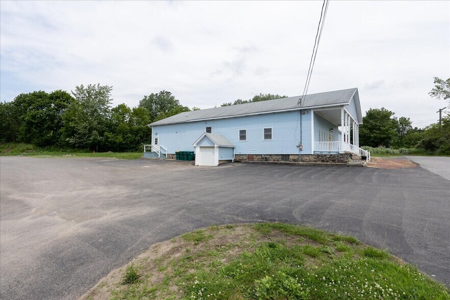 More Photos Of 1091 Jamison Rd, Elma Office For Sale