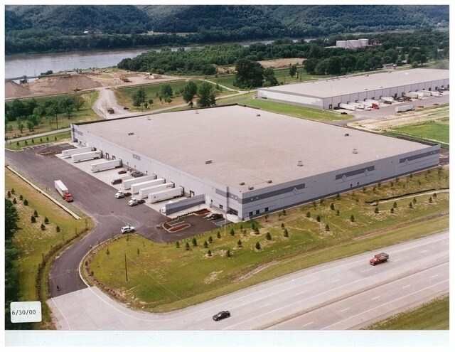 More Photos Of 7700 Trade Port Dr, Louisville Distribution For Lease