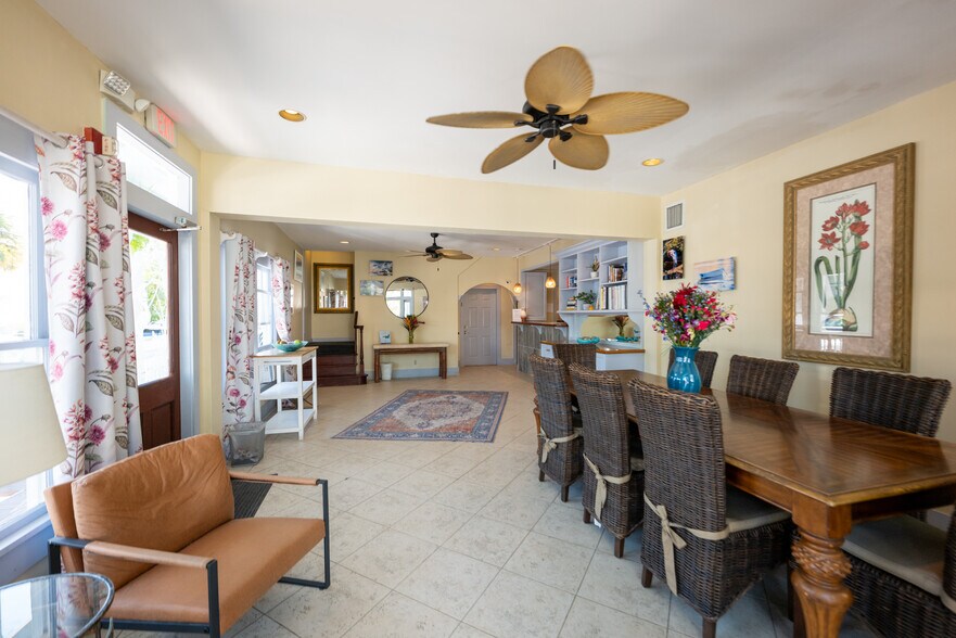 More Photos Of 412 Frances St, Key West Hotel For Sale