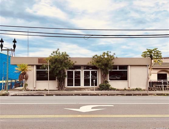 Primary Photo Of 1021 N King St, Honolulu Storefront For Sale