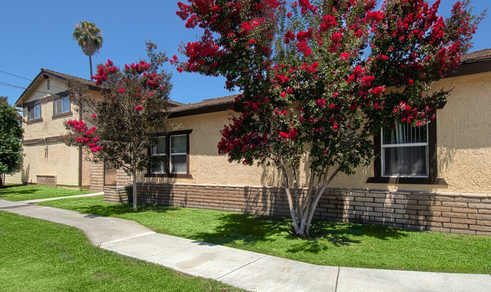 Primary Photo Of 6411 Western Ave, Buena Park Apartments For Sale