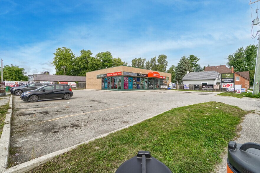 More Photos Of 937002 Airport Rd, Mulmur Convenience Store For Sale