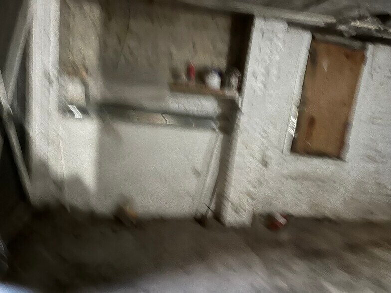 More Photos Of 5 Barney Cir SE, Washington Medical For Lease