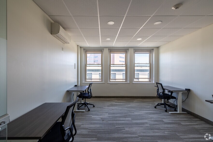 More Photos Of 1087 Elm St, Manchester Office For Lease
