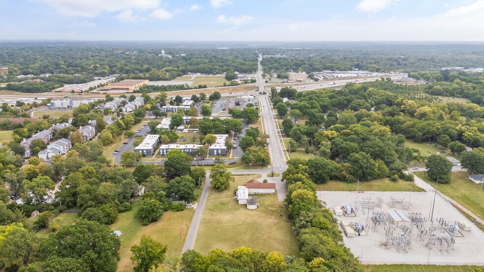 More Photos Of 11424 Grandview Rd, Kansas City Religious Facility For Sale