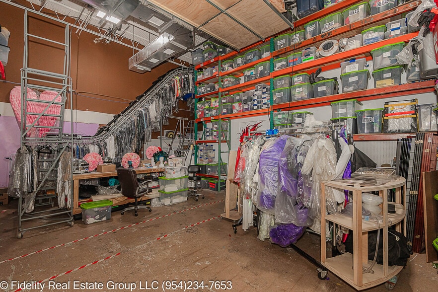 More Photos Of 3650 Coral Ridge Dr, Coral Springs Light Manufacturing For Sale