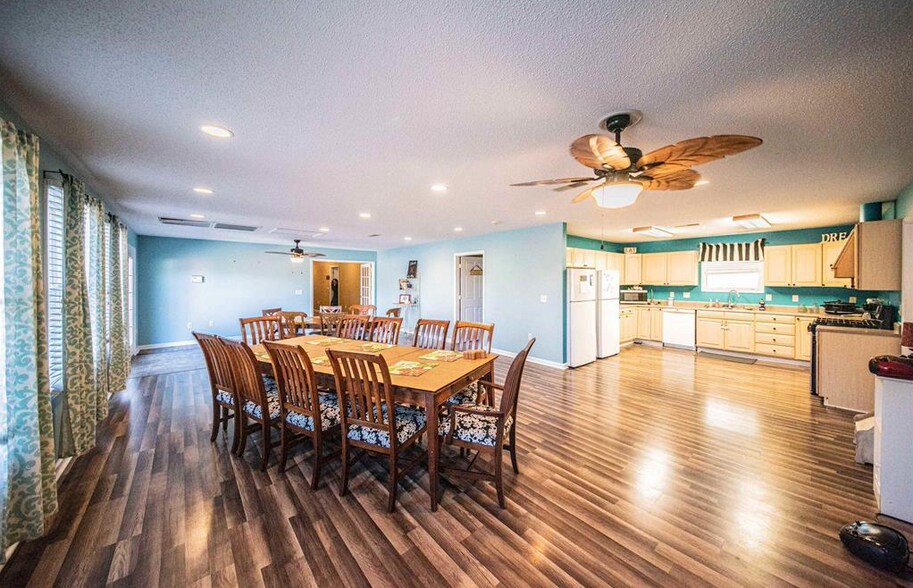 More Photos Of 2025 Clark Line Rd, Paducah Apartments For Sale