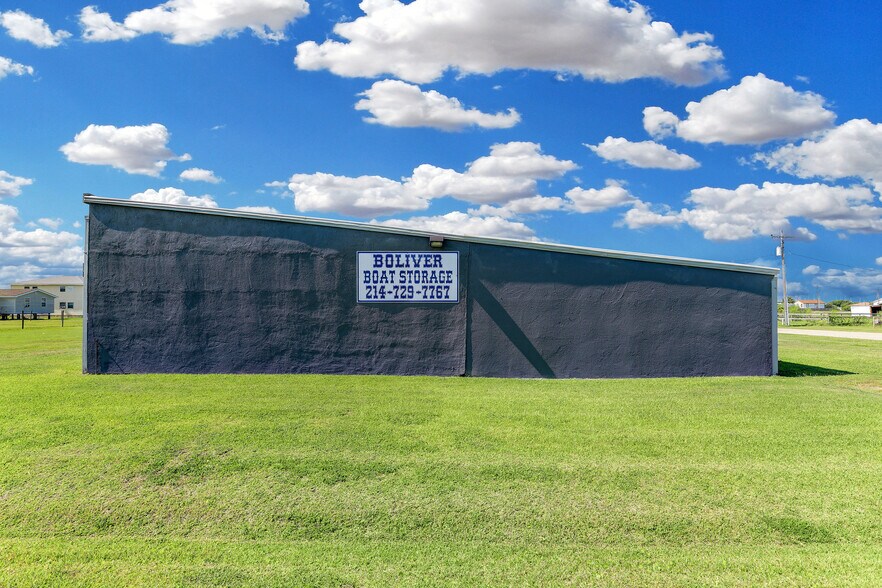 More Photos Of 1426 Nelson Ave, Port Bolivar Warehouse For Sale