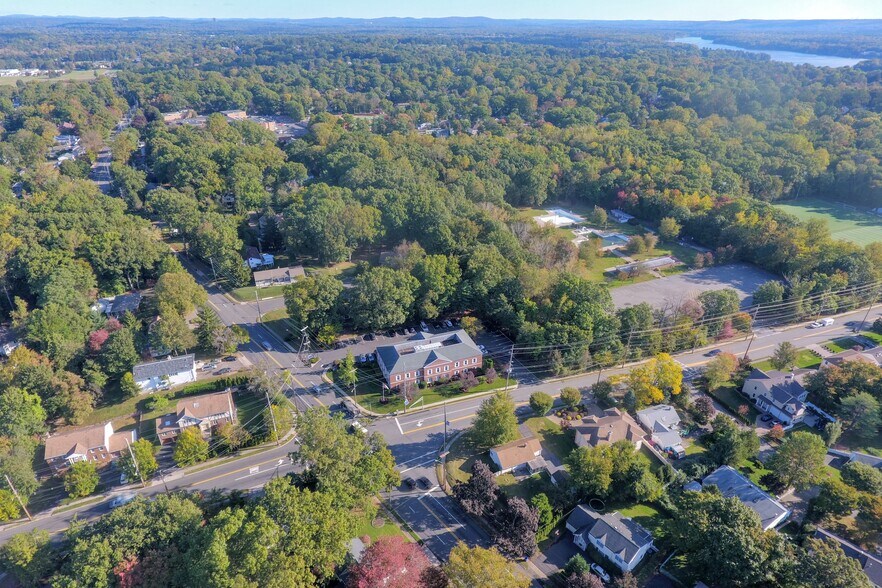More Photos Of 2 Forest Ave, Oradell Medical For Sale