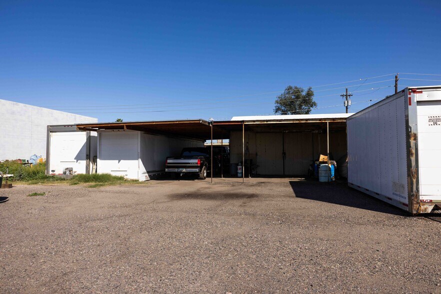 More Photos Of 5732 W Maryland Ave, Glendale Truck Terminal For Sale