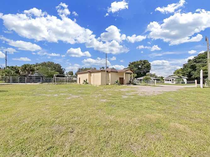 More Photos Of 4501 N 42nd St, Tampa Religious Facility For Sale