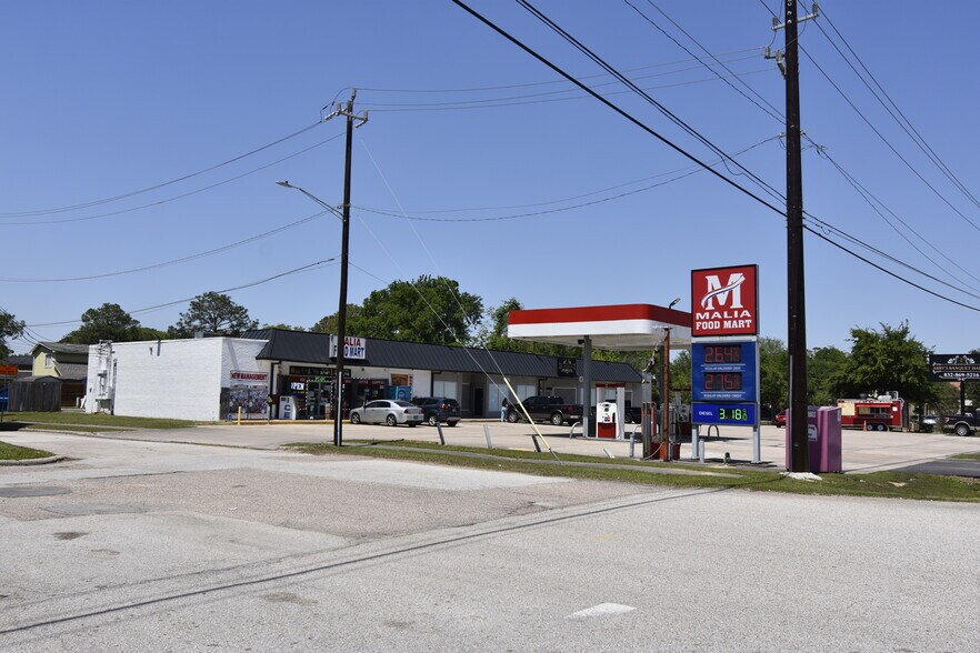 More Photos Of 550 FM 1959 Rd, Houston General Retail For Sale