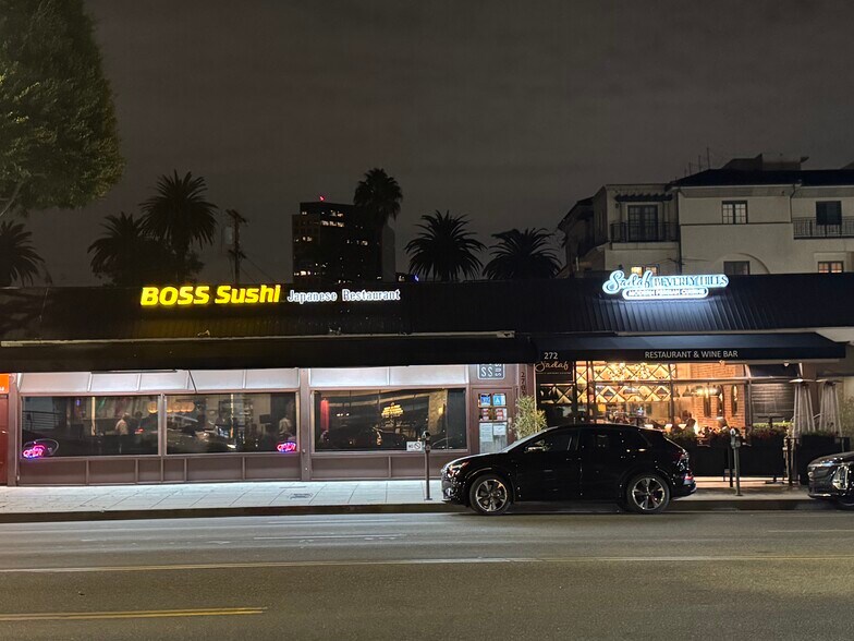 More Photos Of 270 S La Cienega Blvd, Beverly Hills Storefront For Sale